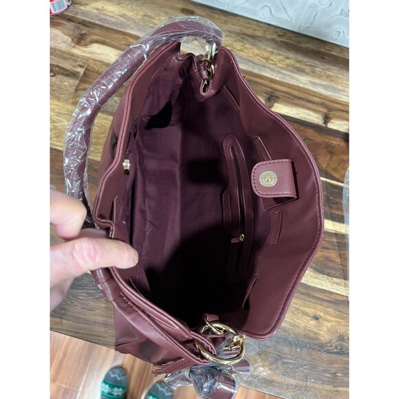 Badgley Mischka Wine Vegan Leather Crossbody Bag NWT - Picture 5 of 8